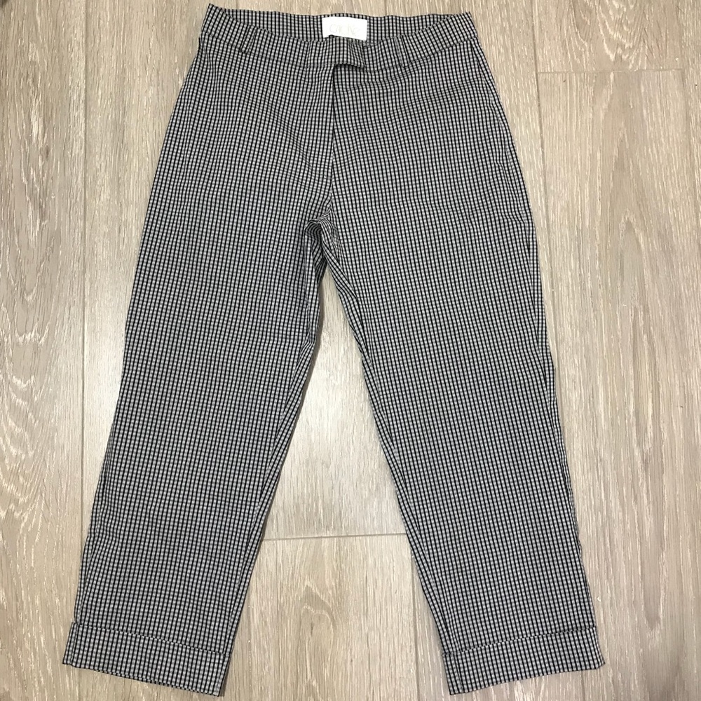 NWOT CACHE pants jeans Capri made in France size 6